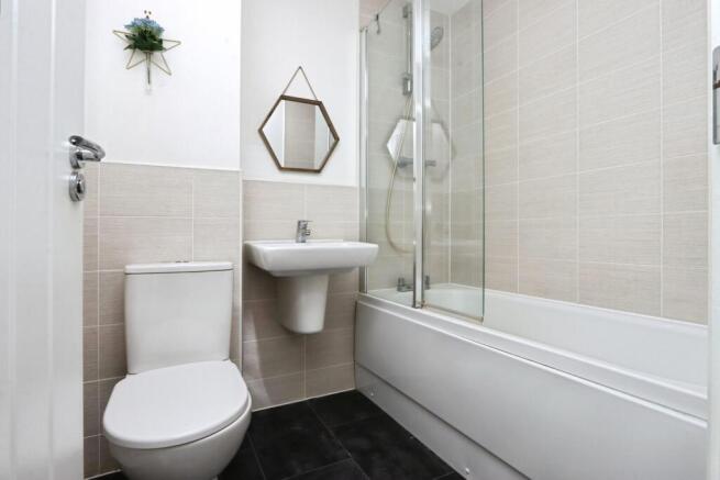 3 bed Semi-Detached for sale Image 10