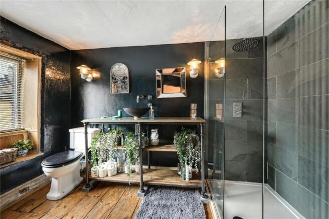 3 bed Terraced for sale Image 8