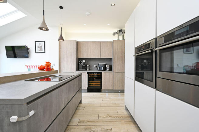 4 bed End of Terrace for sale Image 4