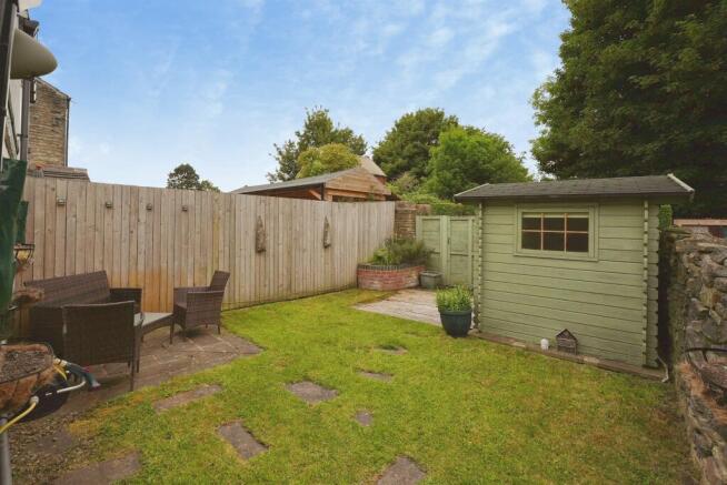 2 bed Terraced for sale Image 10