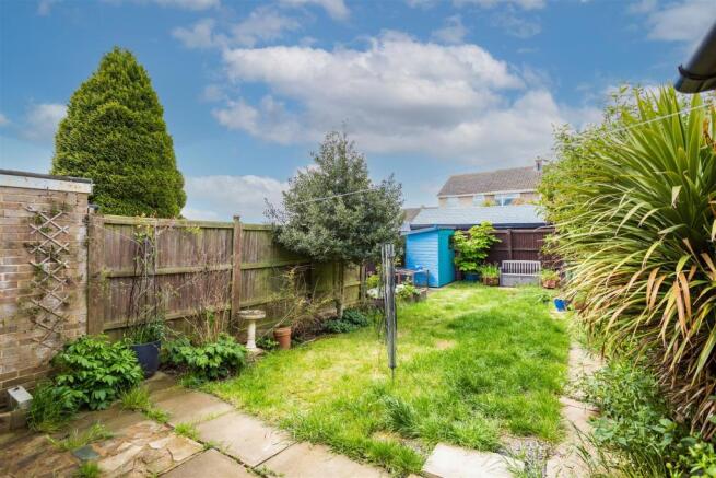 23 Willoughbys Walk Rear Garden.jpg