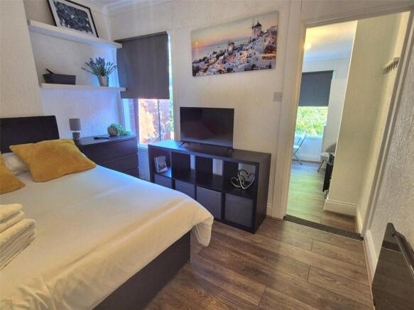 Lounge/Bedroom