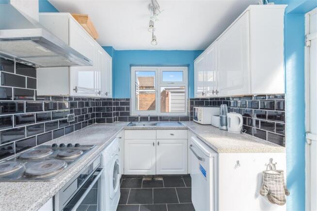40 Riley Drive, Banbury-13.jpg