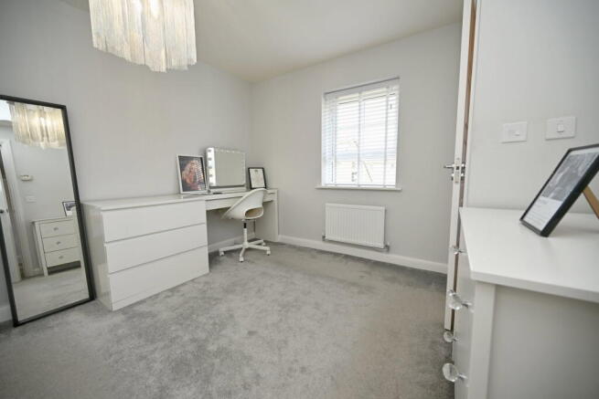 4 bed Detached for sale Image 12
