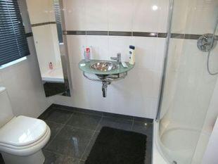 En Suite Shower Room