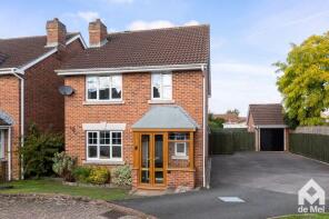 4, Dumbleton Grove, Hatherley, Cheltenham GL51 6TT