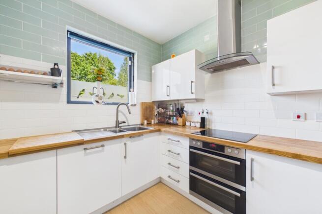4 bed End of Terrace for sale Image 4