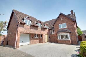 24, Laxton Garth, Hull HU10 7NN