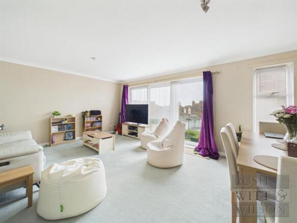 Buckhurst Road, Bexhill-On-Sea photo 2