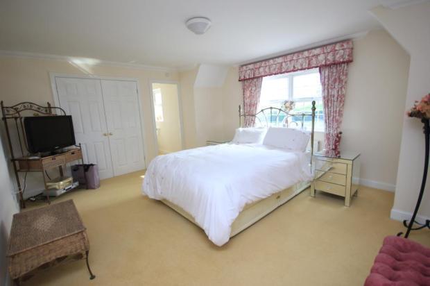 Bedroom Image 2