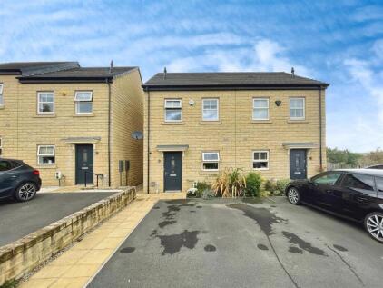 Pearson Street Moorside, Cleckheaton, BD19 6LA