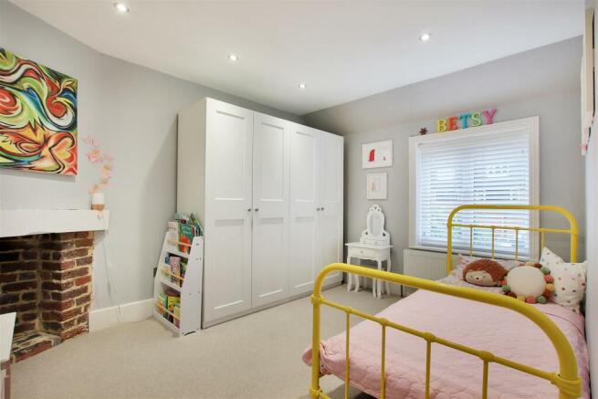 Bedroom 2.jpg