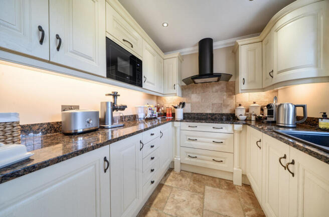 House in Orpington - View 4