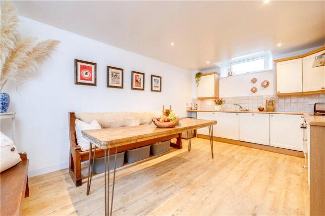 2 bed Detached for sale Image 4