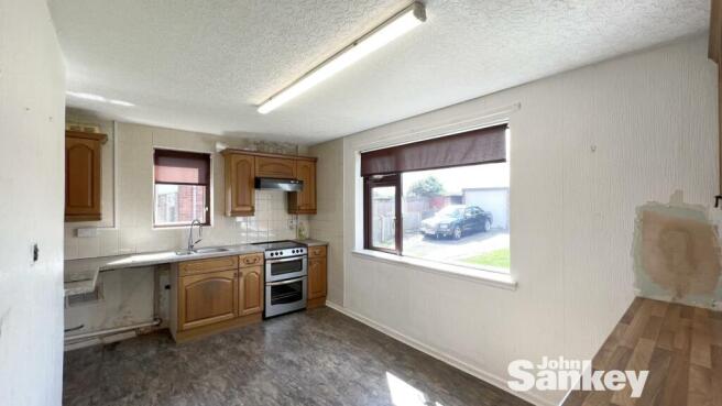 180 Egmanton Rd_4421.jpg