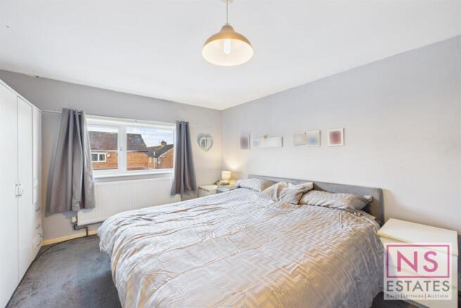 3 bed Semi-Detached for sale Image 10