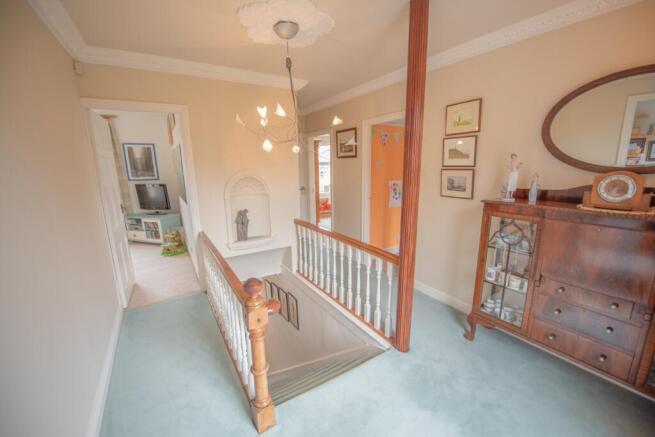 4 bed Detached for sale Image 12