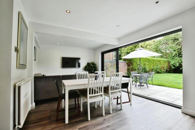 Familiy/ Dining Area
