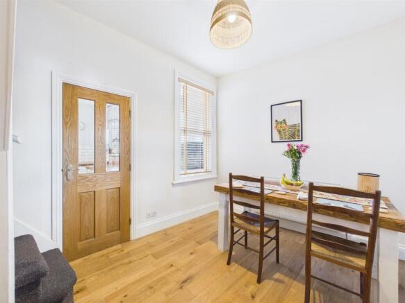 2 bed End of Terrace for sale Image 4