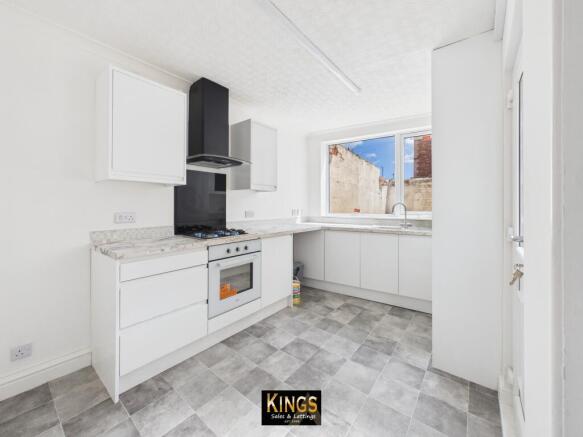2 bed Terraced for sale Image 2