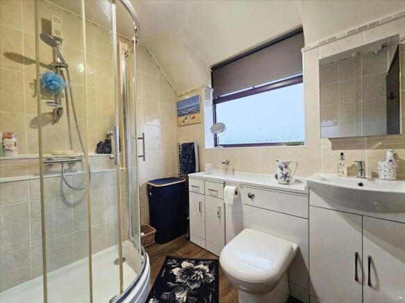 Shower Room: