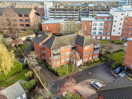 Lime Tree Place, St. Albans, Hertfordshire, AL1