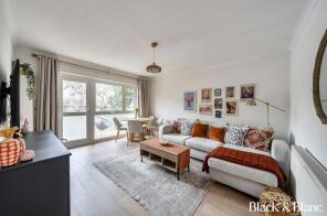 Flat 5, 42 The Laurels, Copers Cope Road, Beckenham BR3 1NF