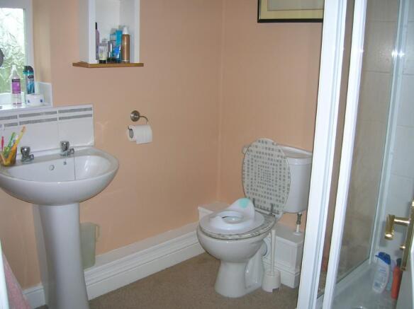 EN SUITE