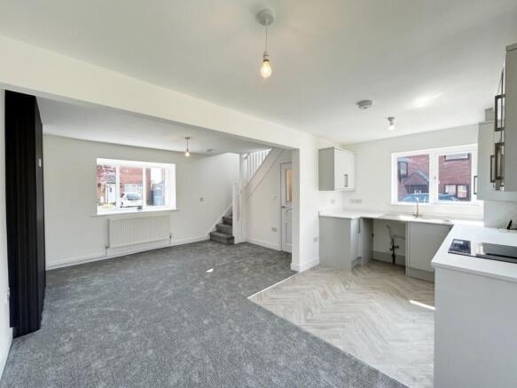 Tweedsdale Close, Whitefield, Manchester, Greater Manchester, M45 photo 5