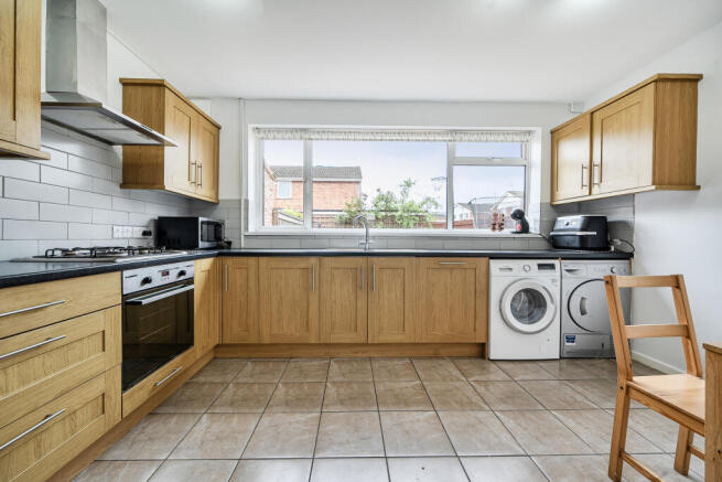 Kitchen / Breakfast Room