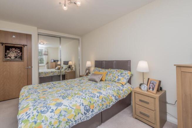 1 bed Flat for sale Image 8