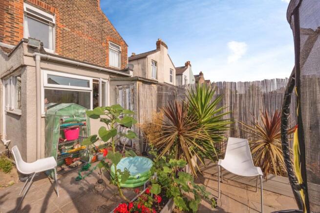 House in Portsmouth - More