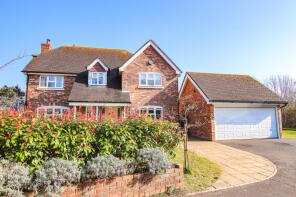 73 Bridge House, Vitre Gardens, Lymington SO41 3NB