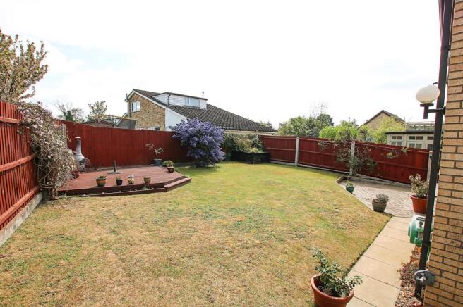 Garden 3.jpg
