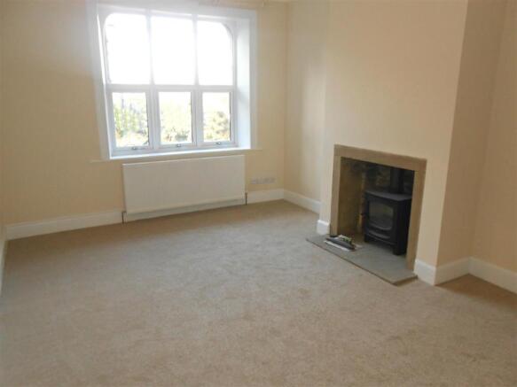 20 Lower Greave Road LIV1.JPG