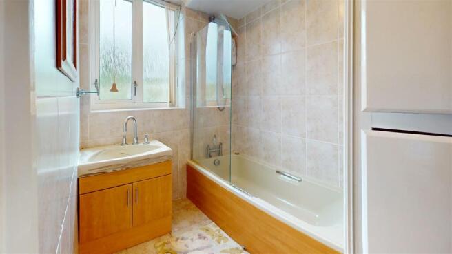 77-The-Whartons-Bathroom.jpg