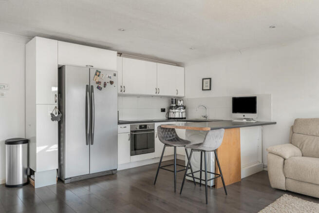 8_87963