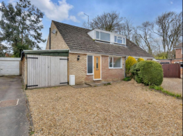 37, Rookery Close, Leicester LE8 0SD