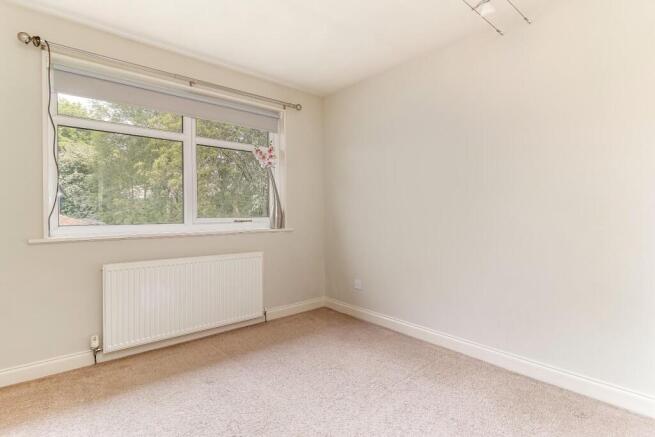 4 bed Semi-Detached for sale Image 10