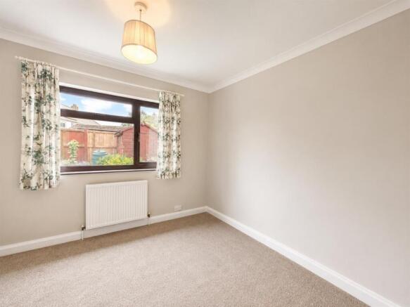 3 bed Detached Bungalow for sale Image 10