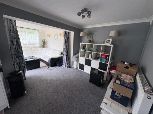 3 bed Detached to rent Image 6