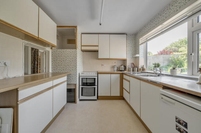 131250536852905a6dff8