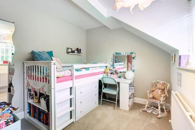 BEDROOM 4 B