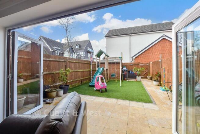 External Lifestyle Photograph