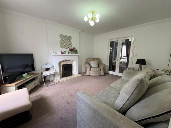 3 bed Detached for sale Image 4