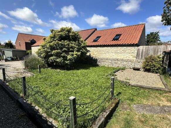2 bed Terraced for sale Image 12