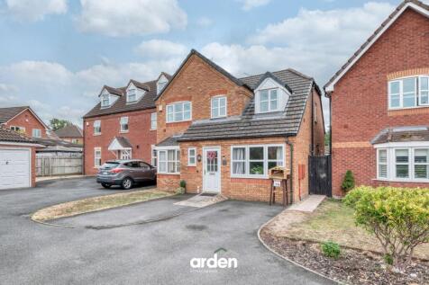 Amphlett Way, Wychbold, WR9