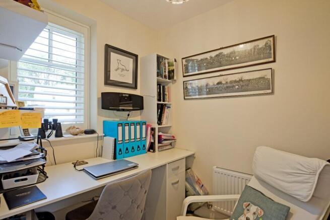 2 bed Link Detached House for sale Image 8