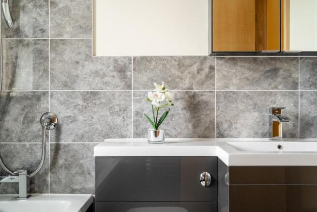 Modern bathroom