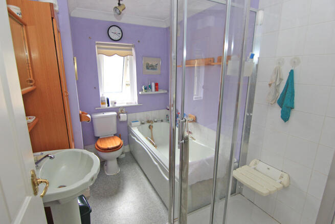 Photo 6